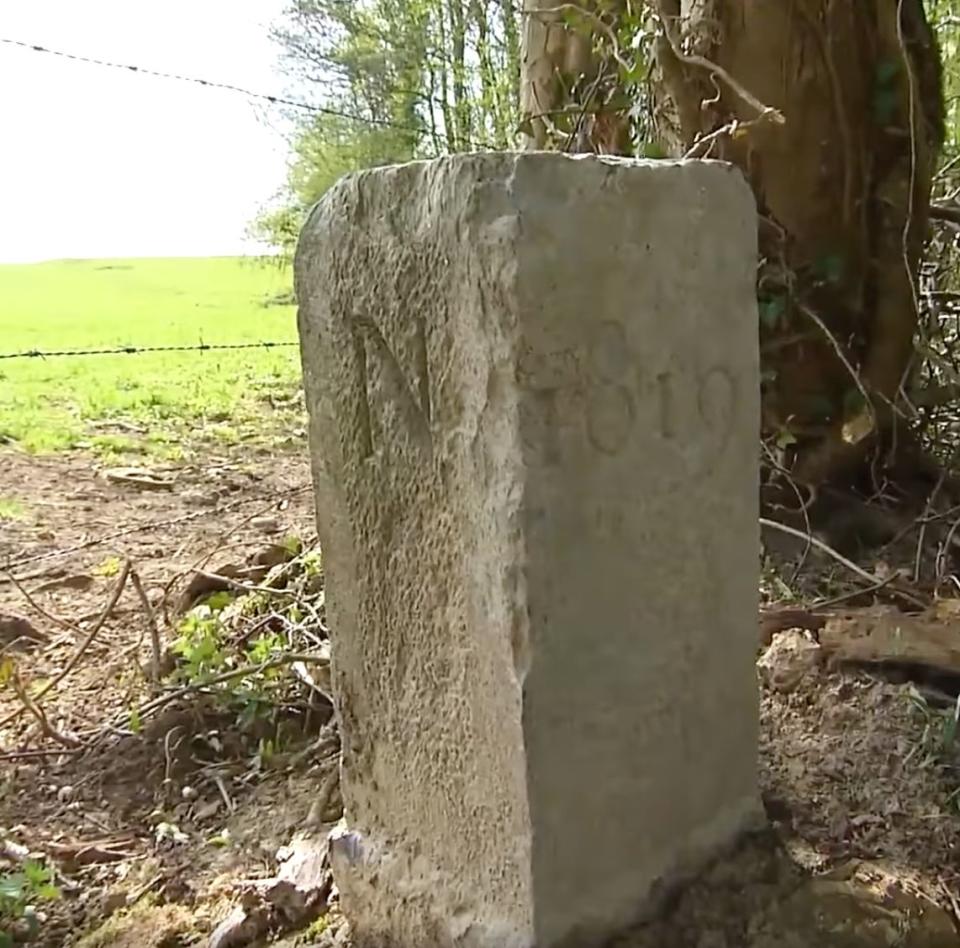 A Belgian farmer has increased the size of his country after moving a marker on the country's border with France in order to give more space to his tractor. (Photo: Facebook/Weotnt)