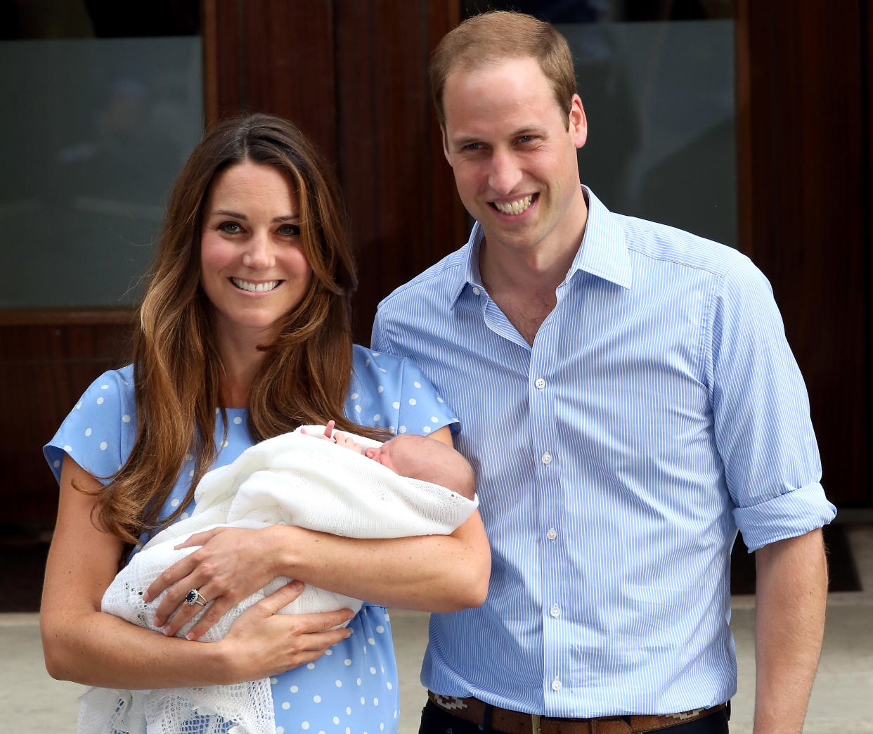 Kate Middleton and Prince William posed for photos on the steps of The Lindo Wing at St. Mary's Hospital in 2013 after welcoming son Prince George. (Photo: Chris Jackson/Getty Images)