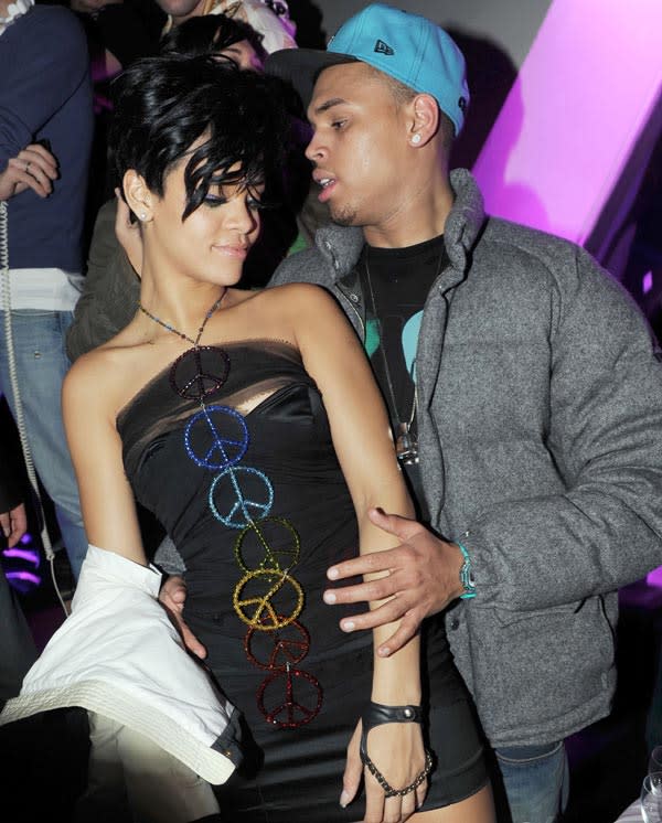 Rihanna’s Secret Love Text To Chris Brown Before BET Awards Tonight