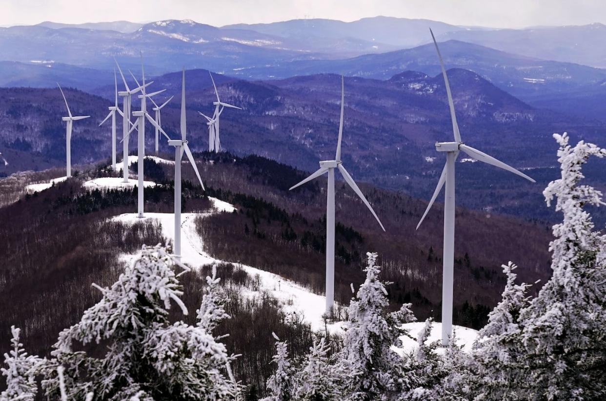 Ice can be a wind turbine's worst enemy. <a href="https://newsroom.ap.org/detail/BidenRenewables/a8e09f1bc97d4062ba1b0b82b11f76d7/photo" rel="nofollow noopener" target="_blank" data-ylk="slk:AP Photo/Robert F. Bukaty;elm:context_link;itc:0;sec:content-canvas" class="link ">AP Photo/Robert F. Bukaty</a>