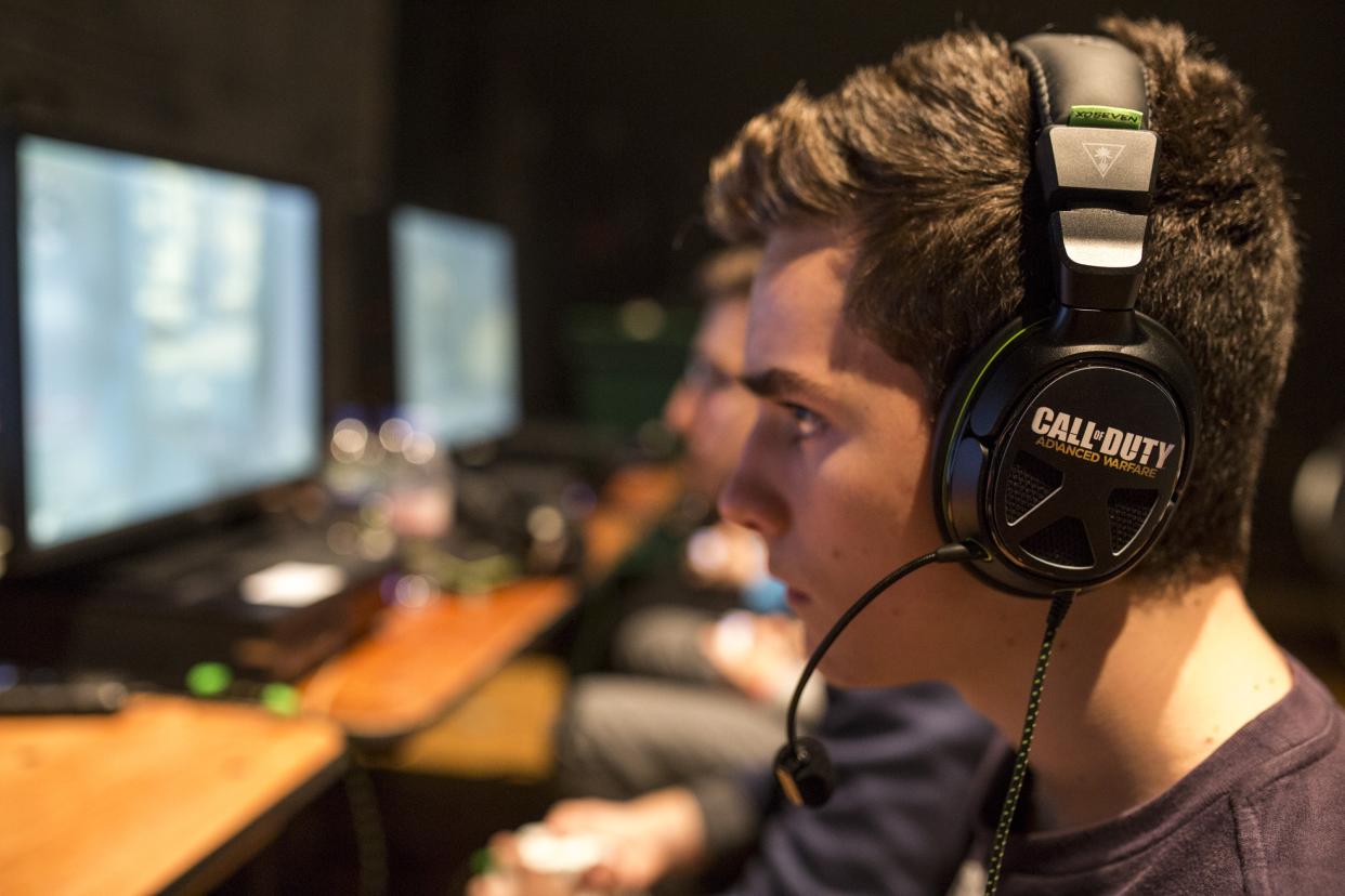 Competitors practice ahead of qualifying matches at the 2015 Call of Duty European Championships. (Getty)