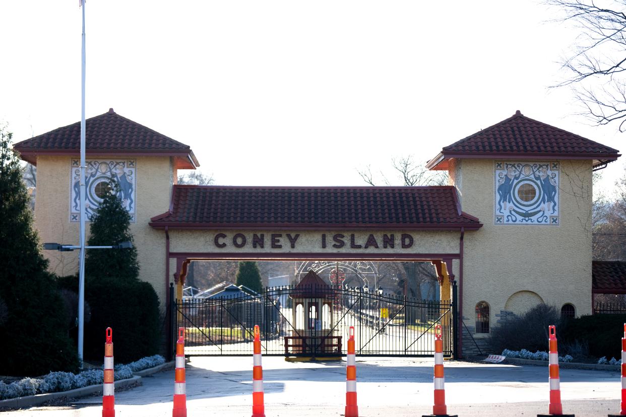 The Cincinnati Symphony Orchestra hopes to retain the iconic Coney Island front gate as it turns the former amusement park and pool into a new music venue.