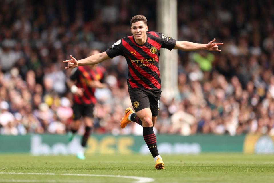 Alvarez celebrates his stunning strike (Getty Images)