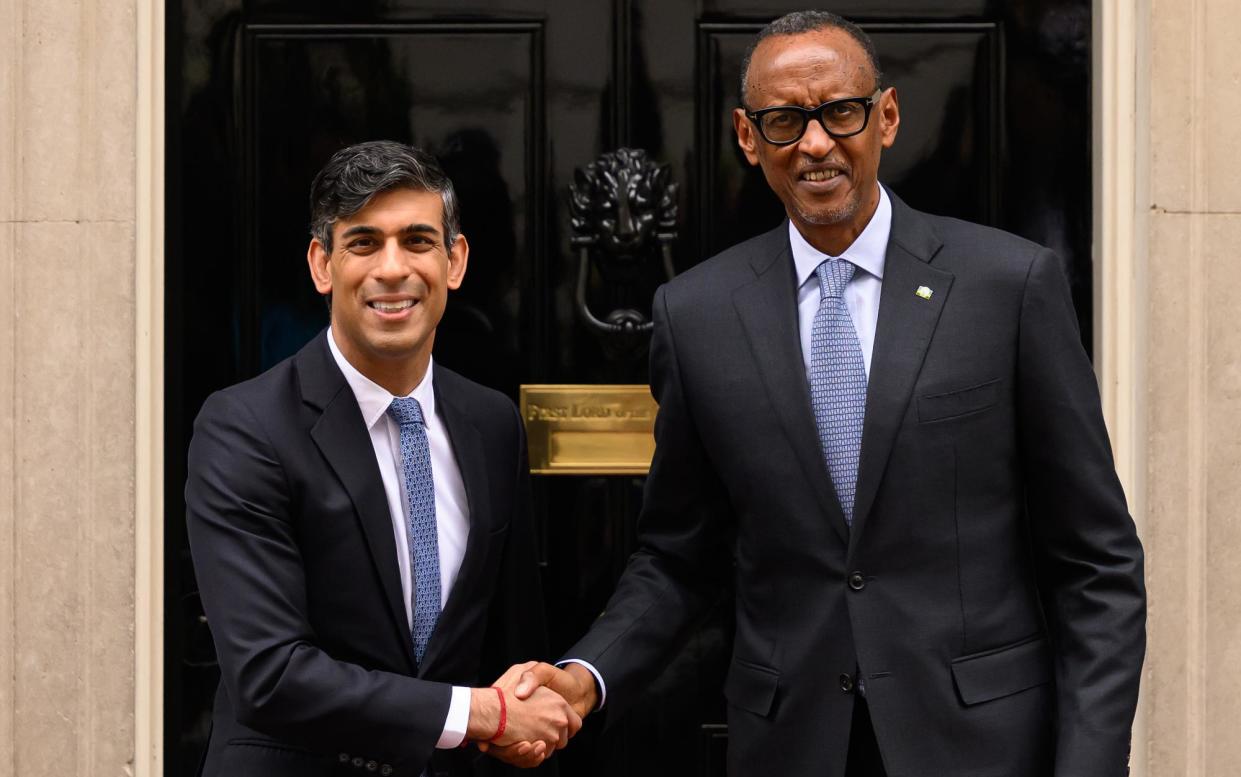 <span>Rishi Sunak with Rwanda’s president, Paul Kagame, outside No 10 Downing Street on Tuesday. The Rwanda bill returns to the Commons next week.</span><span>Photograph: Leon Neal/Getty Images</span>