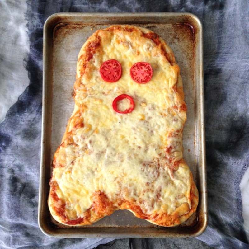 <p>A Pretty Life</p><p>Enjoy this simple spooky Ghost Pizza dinner recipe for Halloween. Fun for the kids as they help spread the cheese around and place the eyes.</p><p><strong>Get the recipe here: <a href="https://aprettylifeinthesuburbs.com/boo-licious/" rel="nofollow noopener" target="_blank" data-ylk="slk:Boo-licious Ghost Pizzas;elm:context_link;itc:0;sec:content-canvas" class="link rapid-noclick-resp">Boo-licious Ghost Pizzas</a></strong></p>