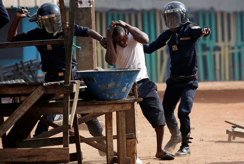 Protest in Abidjan against Ouattara standing for a third term