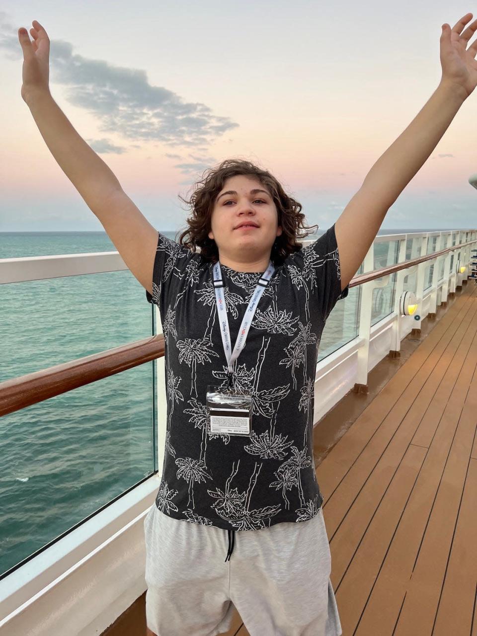 Kathryn Finkelstein&#39;s son on a Disney cruise wearing his lanyard.