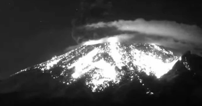 Lava falls back onto the mountain.