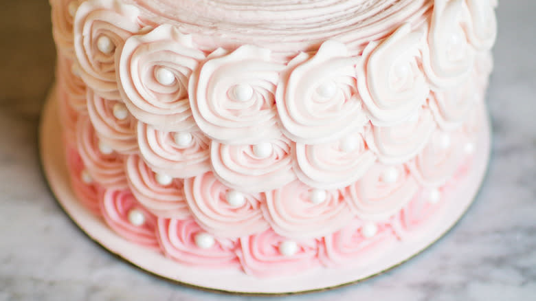 BIRD bakery iced rosette cake