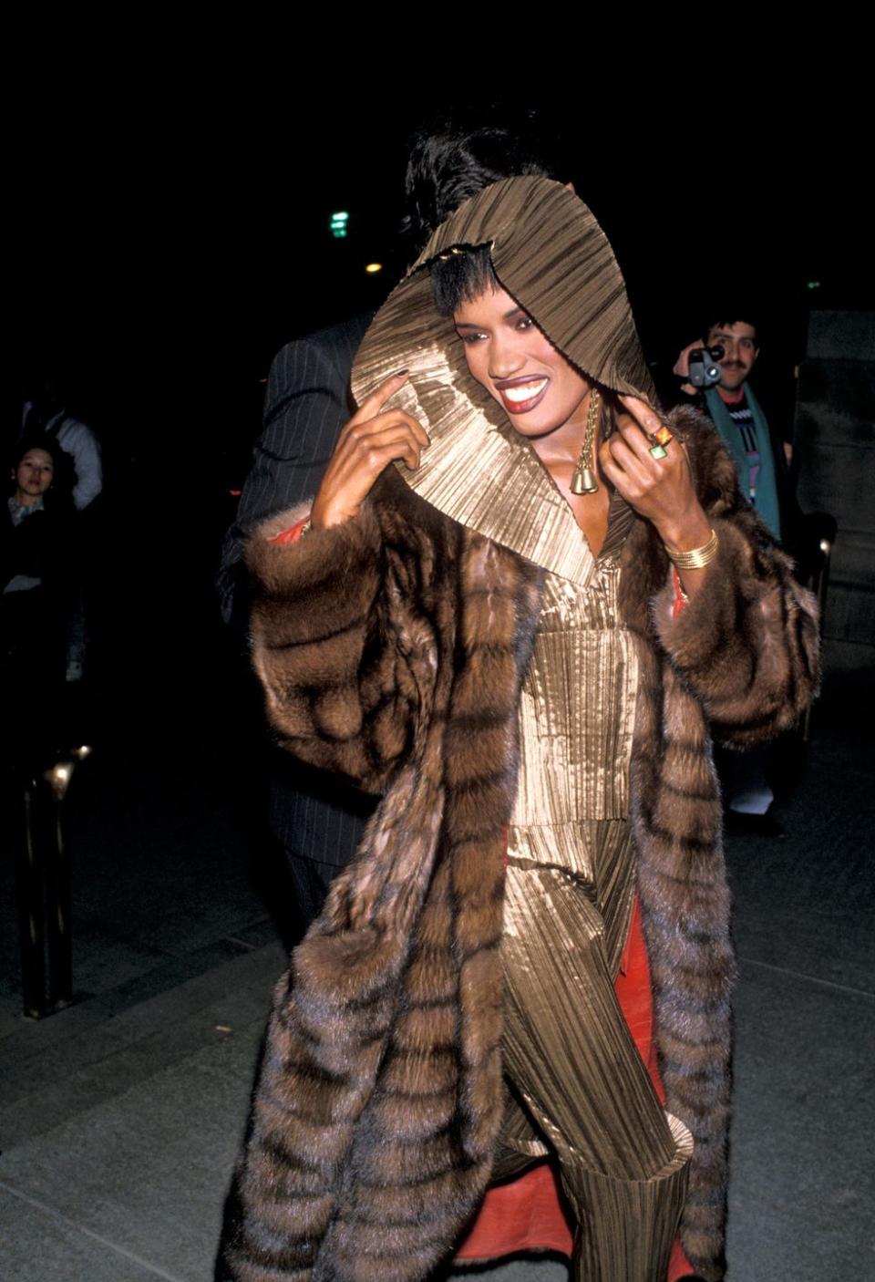 grace jones wears pleats please issey miyake