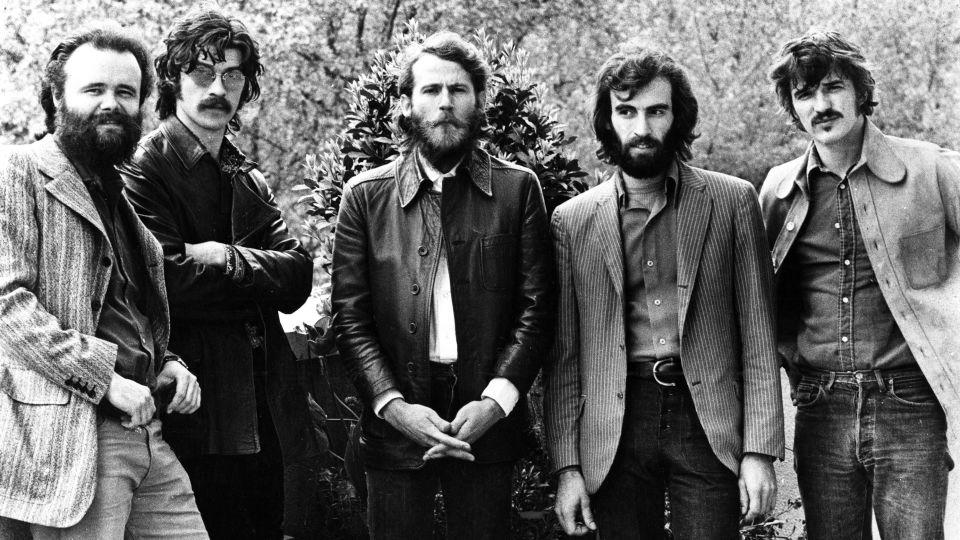 (From left to right) Garth Hudson, Robbie Robertson, Levon Helm, Richard Manuel and Rick Danko of The Band pose for a group portrait in London in June 1971. - Gijsbert Hanekroot/Redferns/Getty Images