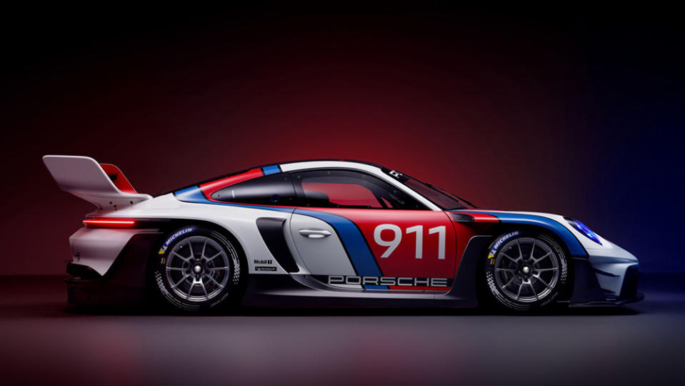 The Porsche 911 GT3 R Rennsport from the side