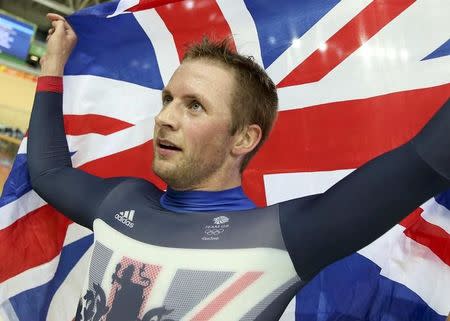 2016 Rio Olympics - Cycling Track - Final - Men's Keirin Final Race for 1st-6th Places - Rio Olympic Velodrome - Rio de Janeiro, Brazil - 16/08/2016. Jason Kenny (GBR) of Britain celebrates winning the gold medal. REUTERS/Matthew Childs