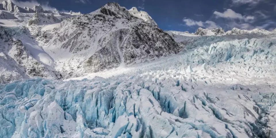 A la vez que los glaciares se derriten, los exploradores abrigan la esperanza de que el retroceso del hielo revele artefactos o incluso restos humanos. (Foto: Matt Palmer / Getty)