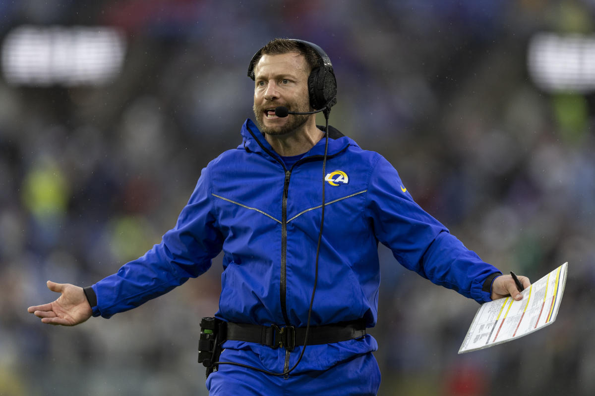 Communication breakdown on headsets leads to critical wasted Rams TO in loss to Ravens
