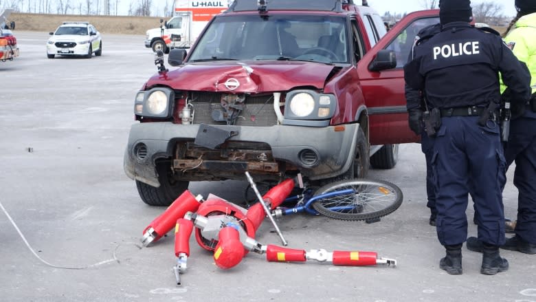 Carleton's crash test dummy team aiding collision investigators