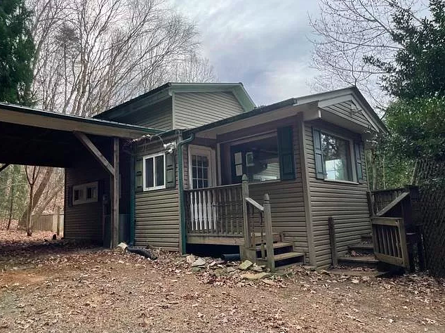 2-Bedroom That’s Full of Character