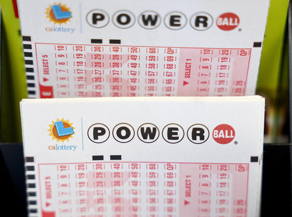 Powerball jackpot climbs to an estimated $1.2 billion for