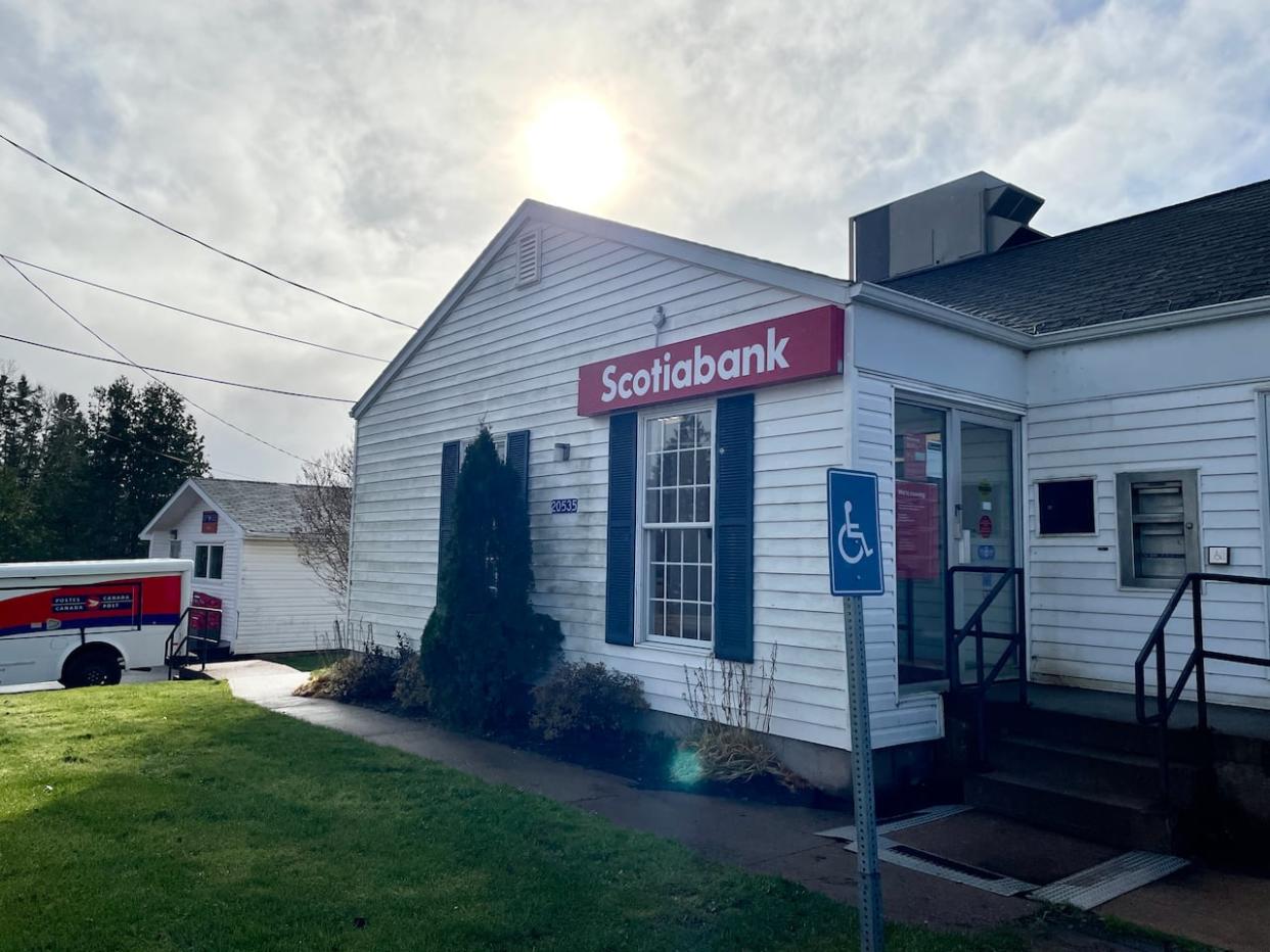 The relocation plans will mean some customers in Crapaud will have to drive 30 minutes for in-person banking.  (Sheehan Desjardins/CBC News - image credit)