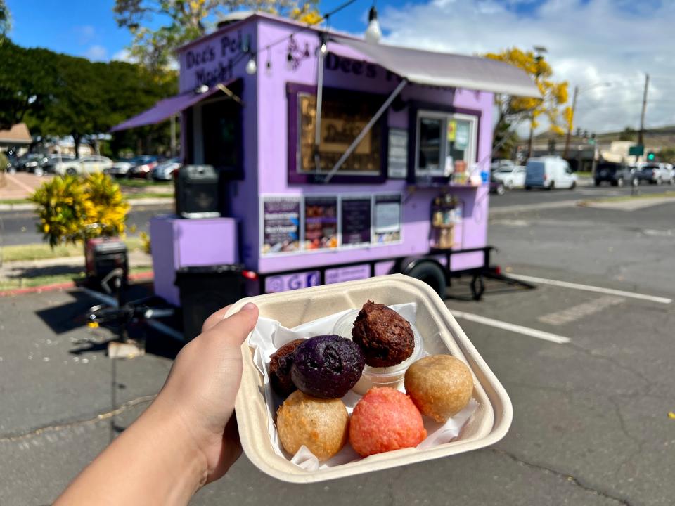 Dee's Poi mochi food truck