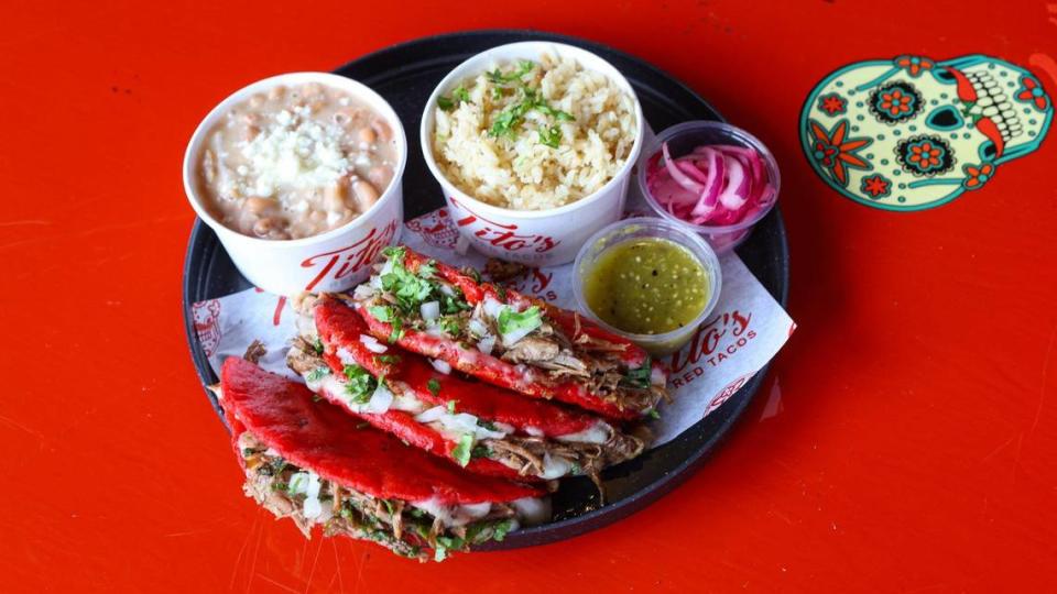 Tito’s Red Tacos serves tacos with your choice of meat (beef, pork, chicken, shrimp or octopus) melted cheese, cotija cheese, onions, cilantro and dipping sauce. The meal option adds beans and garlic rice. Tito’s Red Tacos is now open in Pismo Beach.