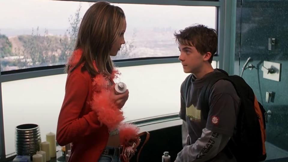 Frankie Muniz and Amanda Bynes in Big Fat Liar