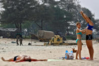 <p>An anti-aircraft weapon is seen on a beach near one of the venues of BRICS (Brazil, Russia, India, China and South Africa) Summit, in Cavelossim in the western state of Goa, India, Oct. 14, 2016. (Photo: Danish Siddiqui/Reuters)</p>