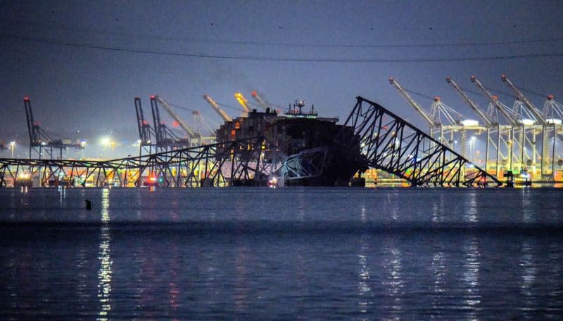 A general view of Baltimore's Francis Scott Key Bridge after it was collapsed after a cargo ship crashed into it. Karl Merton Ferron/TNS via ZUMA Press Wire/dpa