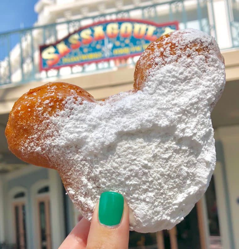 Mickey Beignets