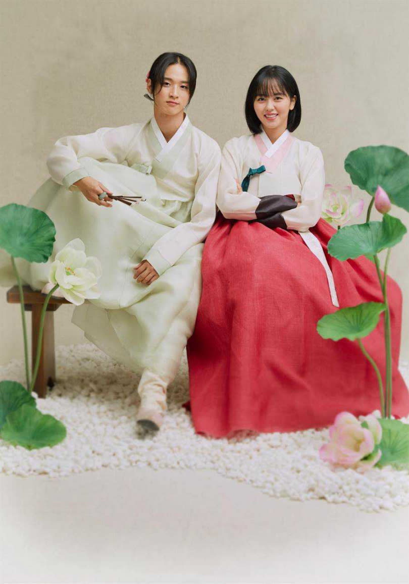 金所泫和張東尹在《綠豆傳》合組母女CP，劇情超甜狂撒糖。（圖／中天娛樂台提供）
