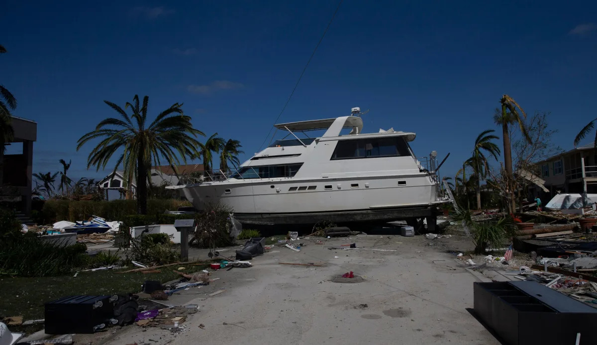 'Fort Myers Beach is gone': Waterfront workers recount Hurricane Ian devastation