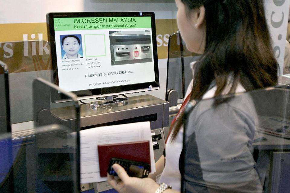 Facial recognition systems are the future for getting through airports (AFP/Getty Images)