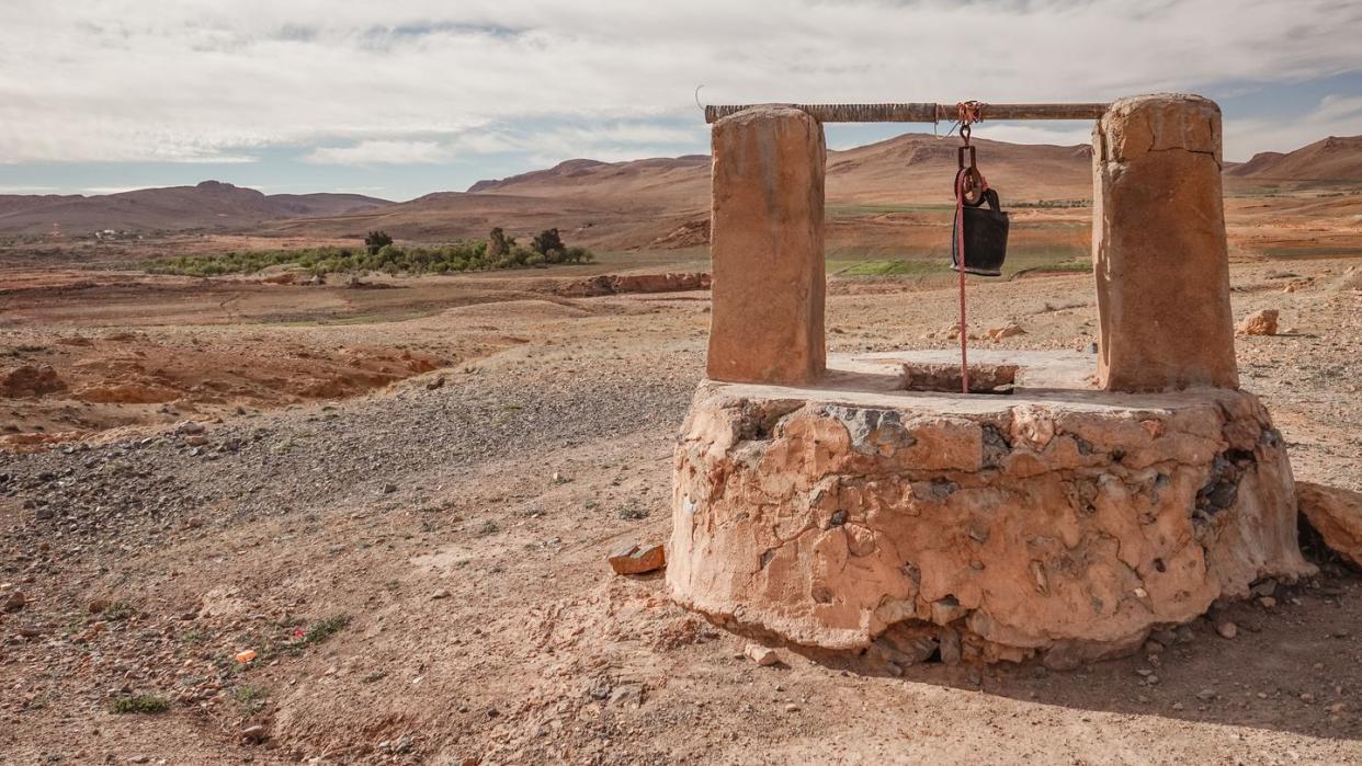 old well in the desert