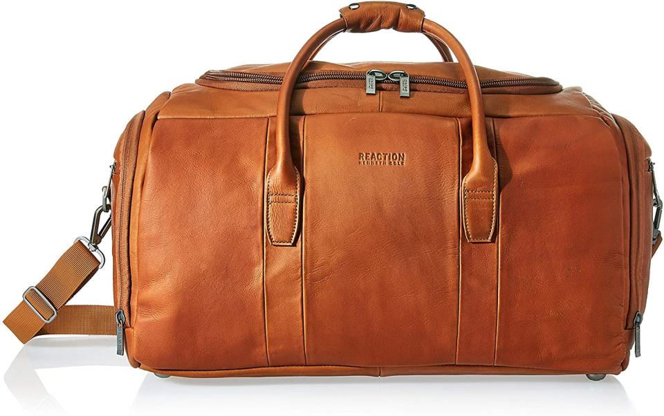 Best leather duffel bag for men.