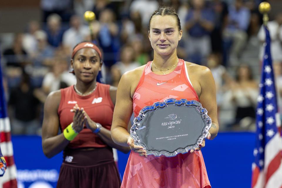 Aryna Sabalenka with the US Open trophy.