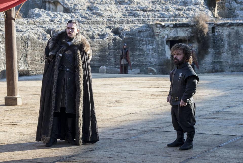 <p>Jon Snow and Tyrion Lannister arrive in the dragon pit for their meeting with Cersei.</p>