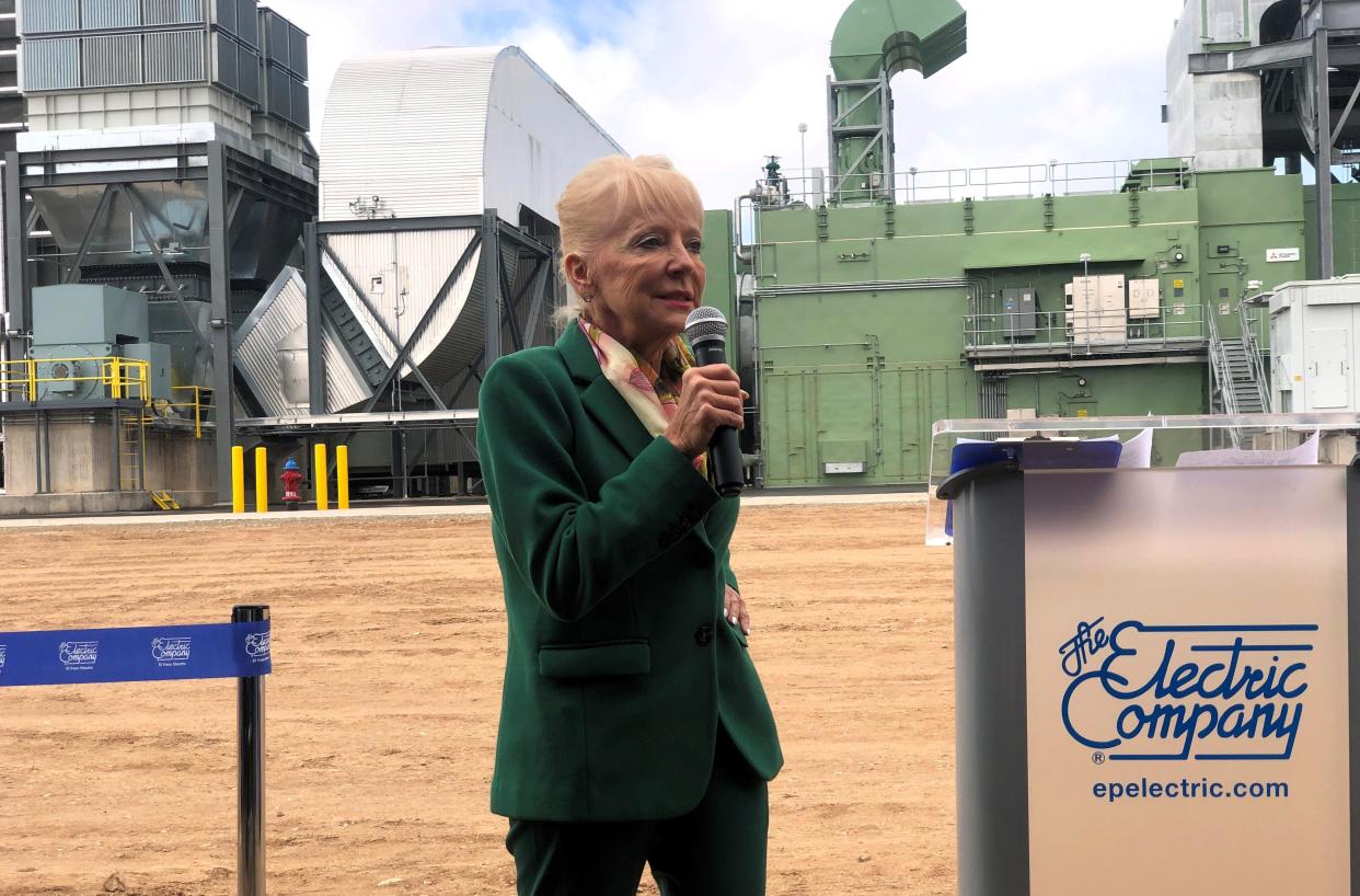 El Paso Electric CEO Kelly Tomblin speaks at the Feb. 29 ribbon-cutting ceremony for the new, 228-megawatt generator, located in building in background, at the Newman power plant in far Northeast El Paso. The generator is fueled with natural gas.