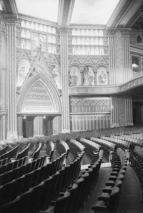 The spectacular interior of the Granada Tooting - Credit: getty