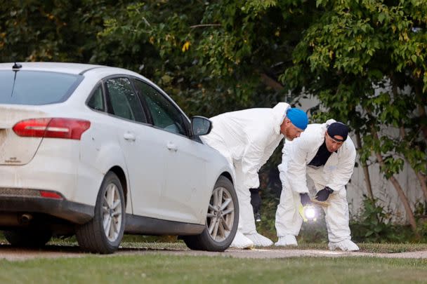 PHOTO: A police forensics team investigates a crime scene after multiple people were killed and injured in a stabbing spree in Weldon, Saskatchewan, Sept. 4, 2022. (David Stobbe/Reuters)