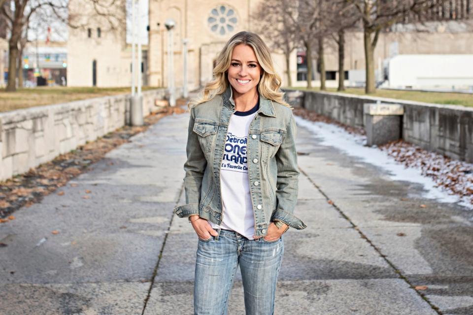 nicole curtis