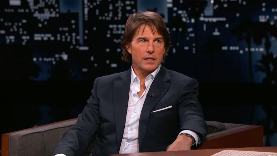 Tom Cruise talks to Jimmy Kimmel about reuniting with Val Kilmer on the set of Top Gun Maverick