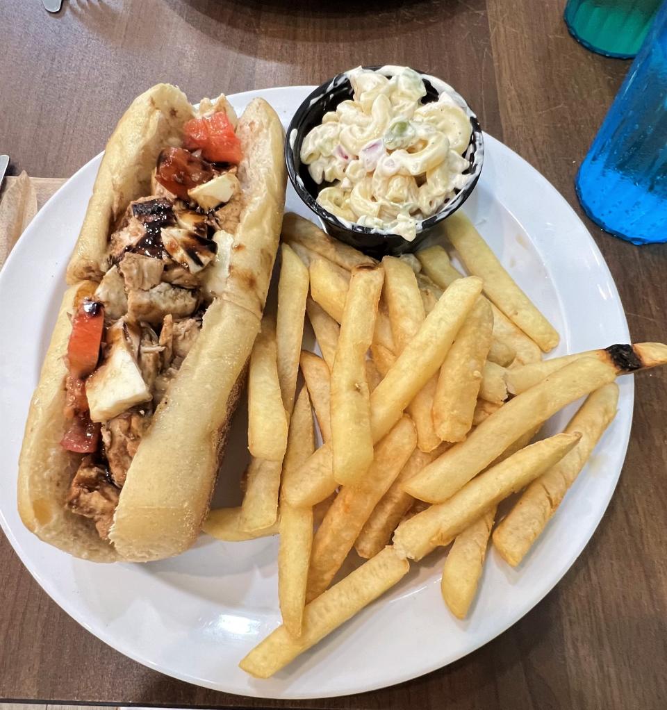 At Nonna's Bistro in Port St. Lucie, the chicken bruschetta hero was delicious grilled chicken, fresh mozzarella, tomato, red onion, garlic, basil, and balsamic glaze on a hoagie roll.