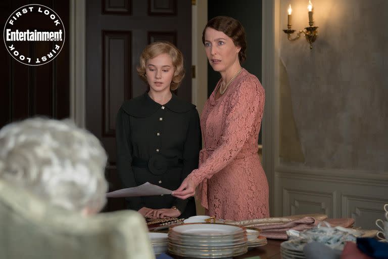 Cailee Spaeny como Anna Roosevelt y Gillian Anderson en la piel de la primera dama, Eleanor Roosevelt