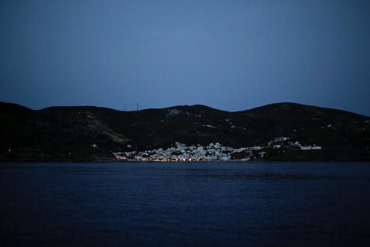 En mer Egée. Un puissant séisme de magnitude 6,7 a frappé vendredi des destinations touristiques de la mer Egée entre la Grèce et la Turquie, causant la mort de deux personnes, ont annoncé les autorités. /Photo prise le 12 mai 2017/REUTERS/Alkis Konstantinidis