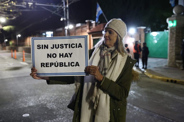 Muchos argentinos se sienten angustiados por las sucesivas crisis que sufre el país