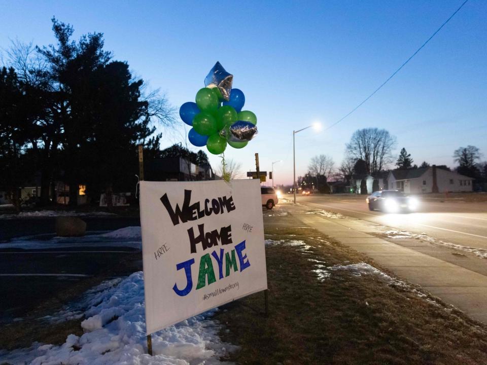 Jayme Closs 911 call transcript shows moments after teenager found: 'I 100% think it's her'