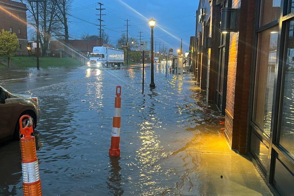 Heavy rain causes flooding near the area of North High St. in Columbus, Ohio, on April 2, 2024. (Doral Chenoweth II / Columbus Dispatch / USA Today Network)