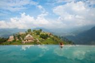 <p>Su elemento más destacado es una espectacular piscina que ofrece unas vistas privilegiadas. Bañarse en ella es un auténtico privilegio.<br>Foto: Topas Ecolodge </p>