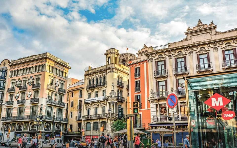 La Rambla buildings