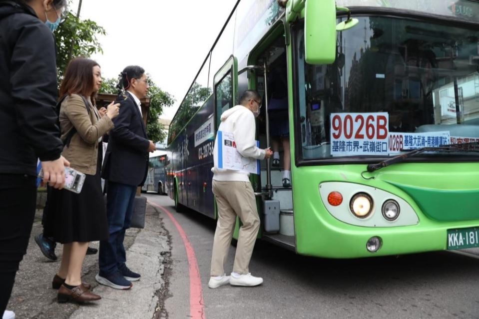 ▲國道客運9026採取路線分流計畫。（圖／取自基隆市長謝國樑臉書粉絲專頁）